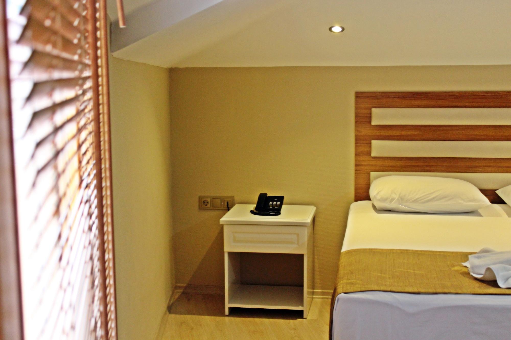 Feza Otel Trabzon Exteriör bild