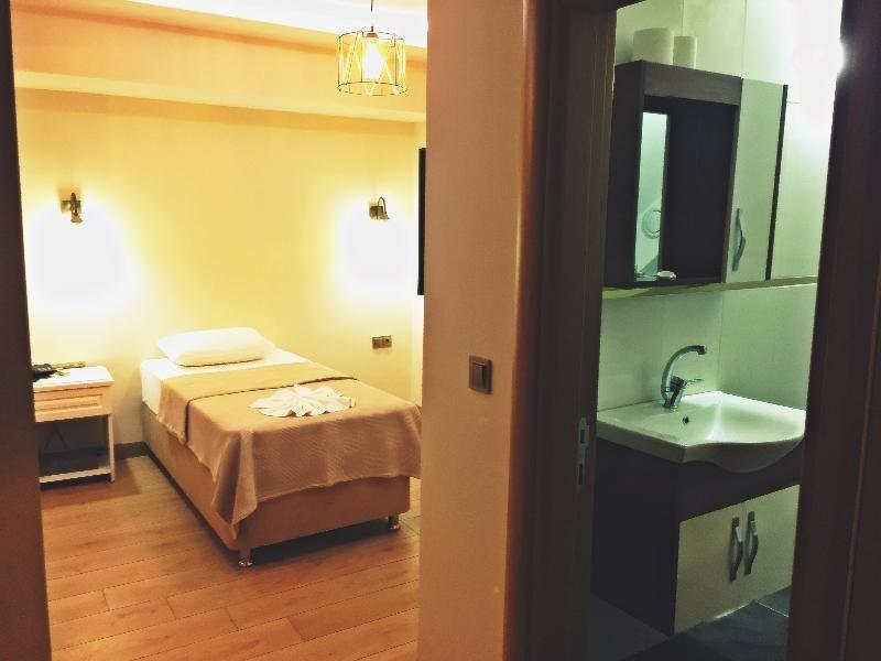 Feza Otel Trabzon Exteriör bild