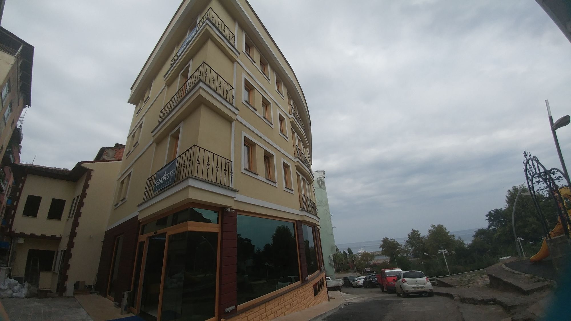 Feza Otel Trabzon Exteriör bild